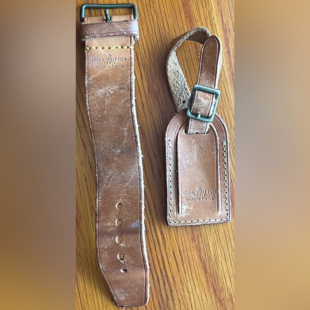 Louis Vuitton luggage tag